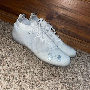 white under armour football cleats, only worn once